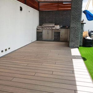 1 Piso Laminado Decks Antique Aligerado Veta Madera Ambiente CK-ANTIQUE-AMB1 (1) Pisos Decks WPC, Para Exteriores, Venta de Pisos Deck en Madera Plástica, Los Mejores Precios y Calidad, Pisos para Piscinas y Terrazas.