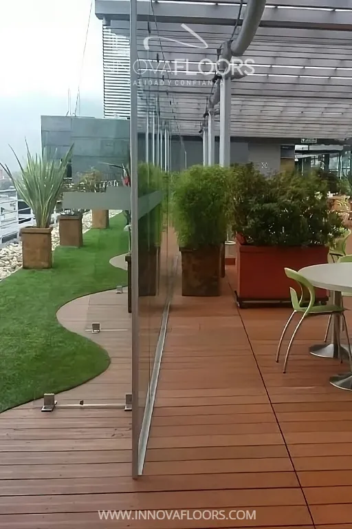 Decks WPC Para terrazas, Pisos de Madera Plastica Para Balcones y Terrazas Exteriores Comerciales y Residenciales en Colombia, Cali.